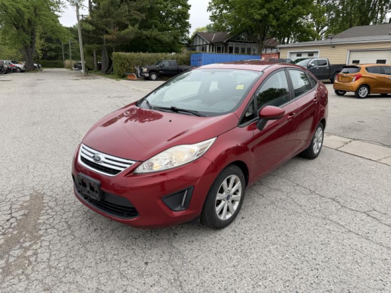 RED 2013 Ford FIESTA